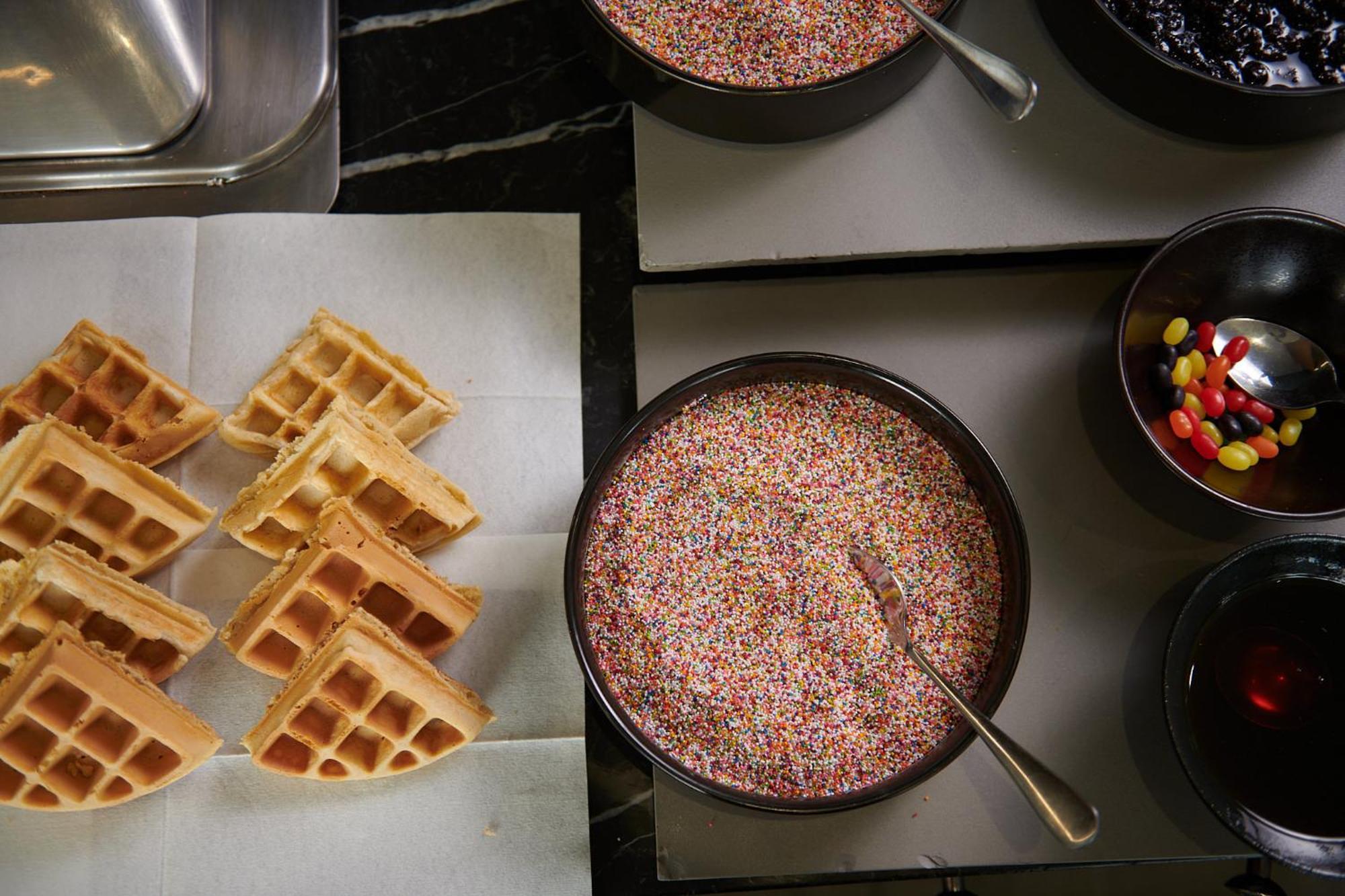 The Capital Zimbali Hotell Ballito Eksteriør bilde Belgian waffles