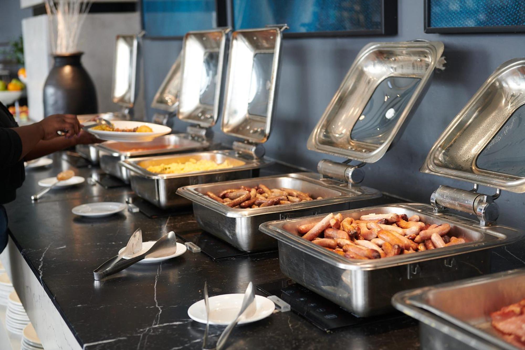 The Capital Zimbali Hotell Ballito Eksteriør bilde A buffet